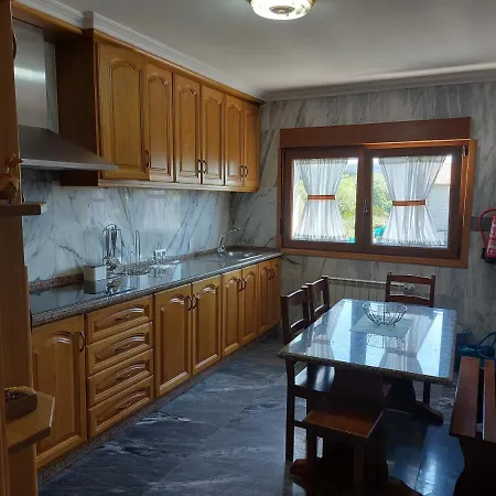 Amplio Piso Superior Con Jardin Privado