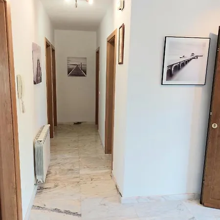 Nyaraló Amplio Piso Superior Con Jardin Privado *
